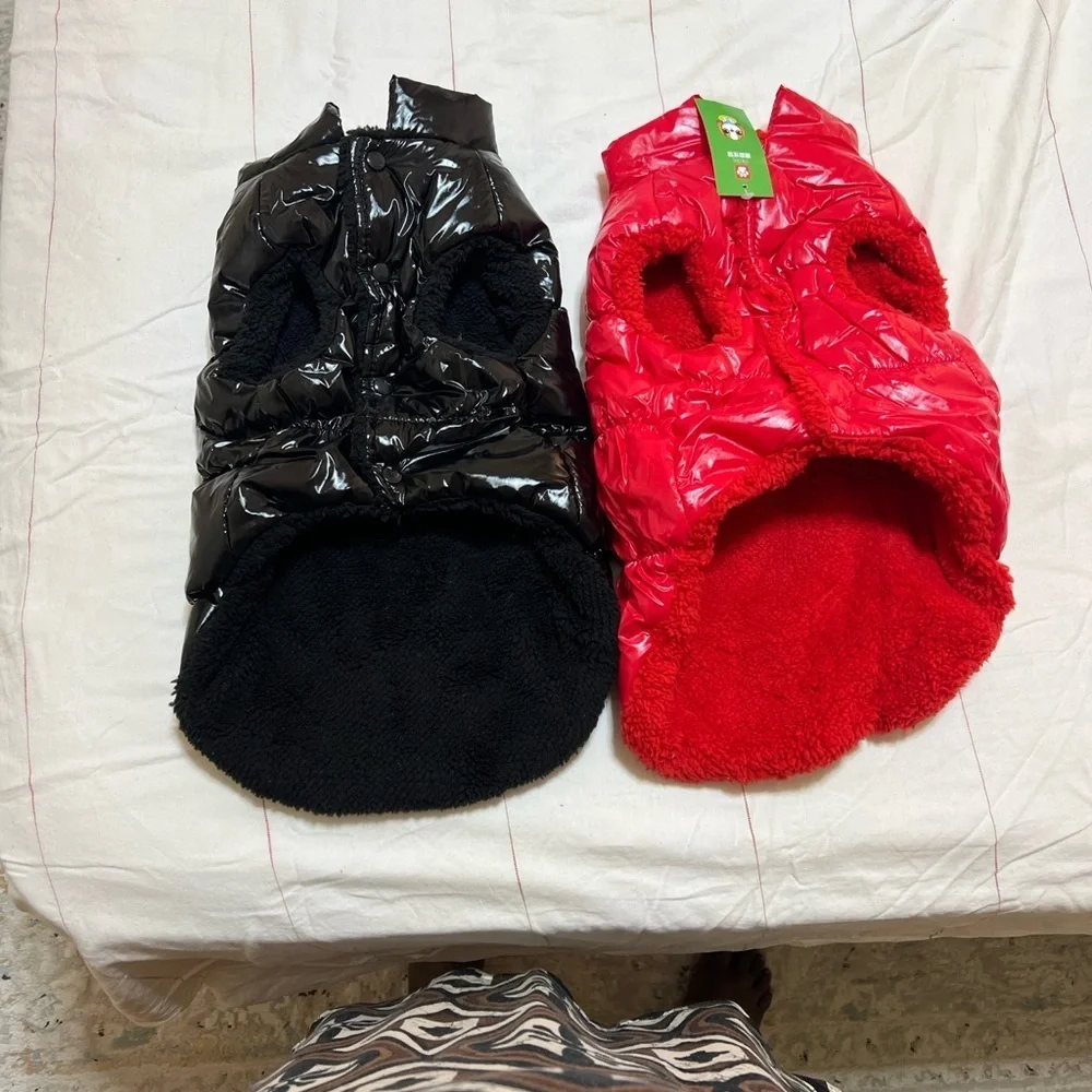 Black Dog Puffer Jacket size: large